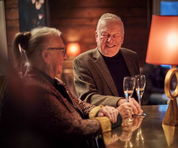 Hooks 221222 1627 LOWRES